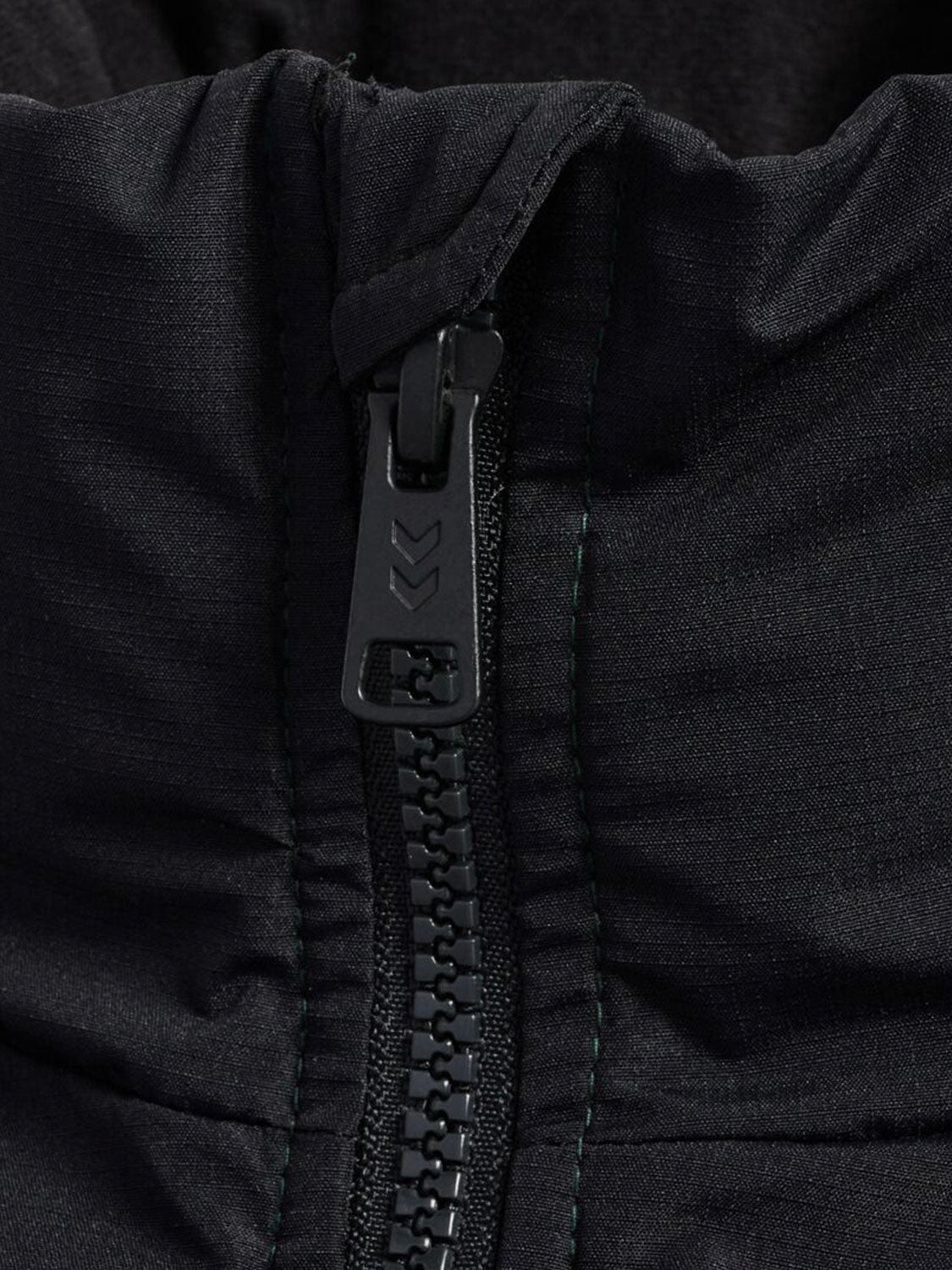 Unisex striukė