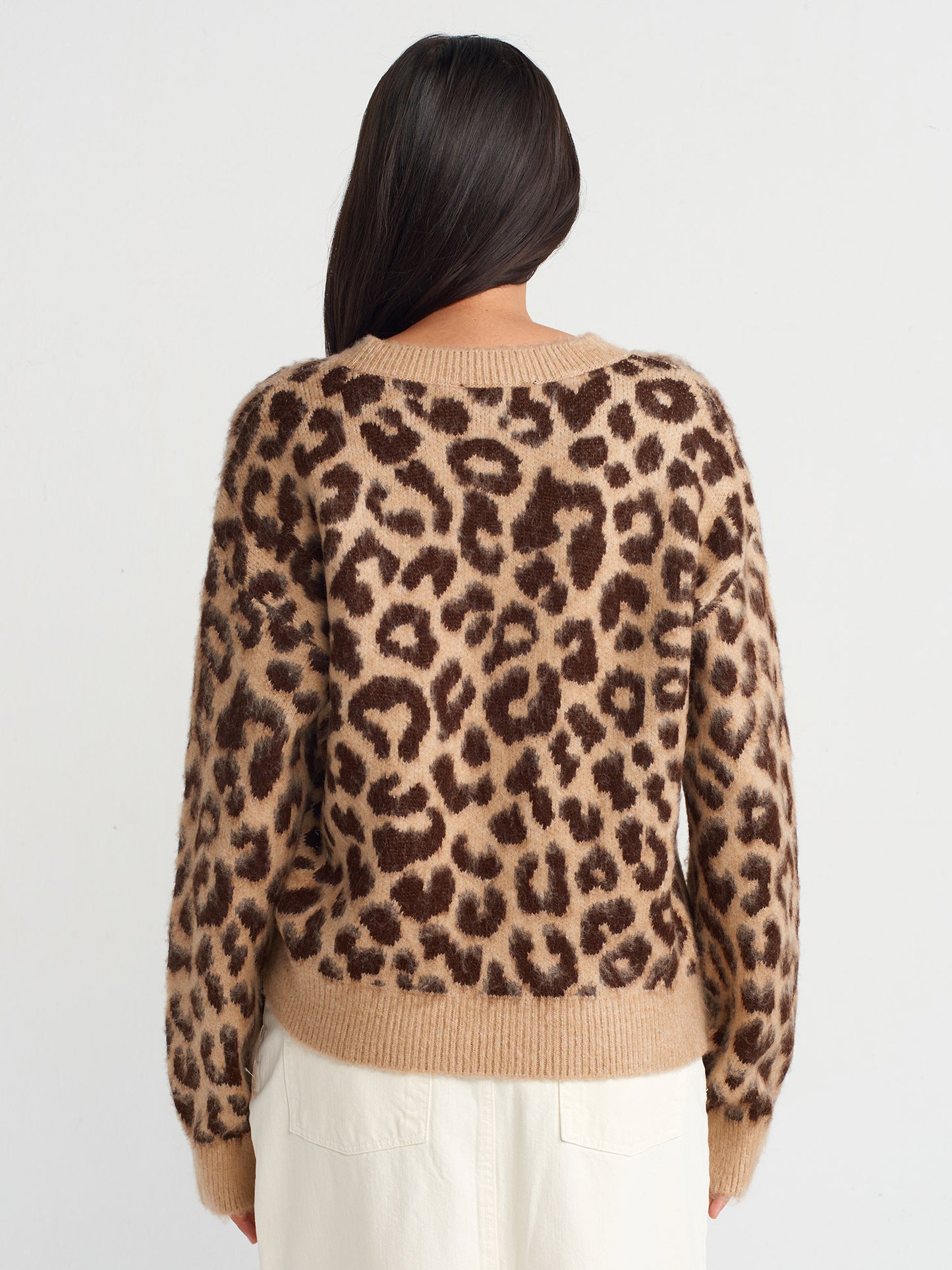Leopardo rašto megztukas