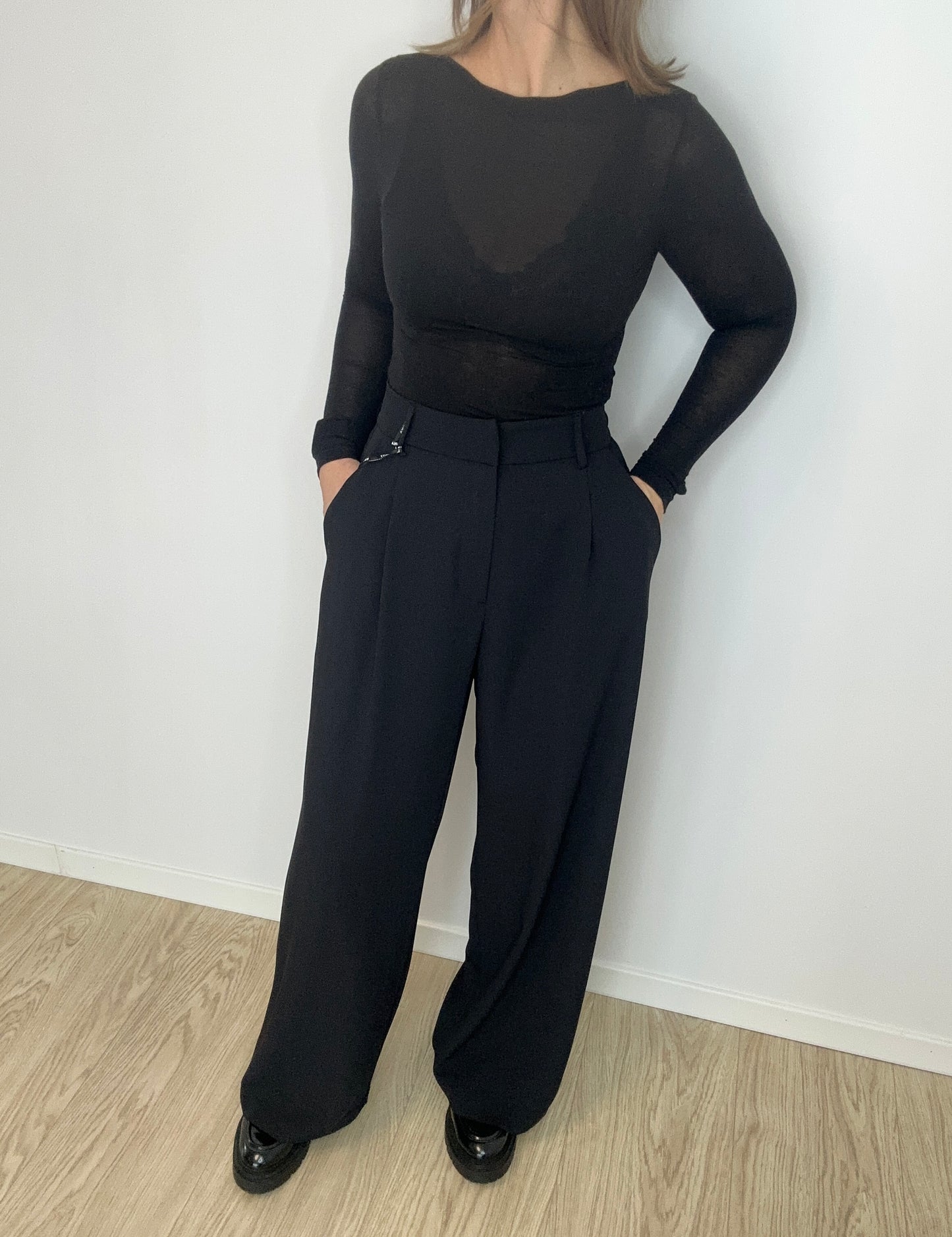 Lumina klasikinės kelnės