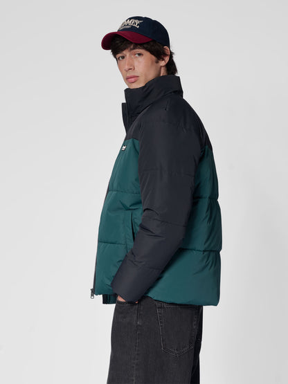 Unisex striukė
