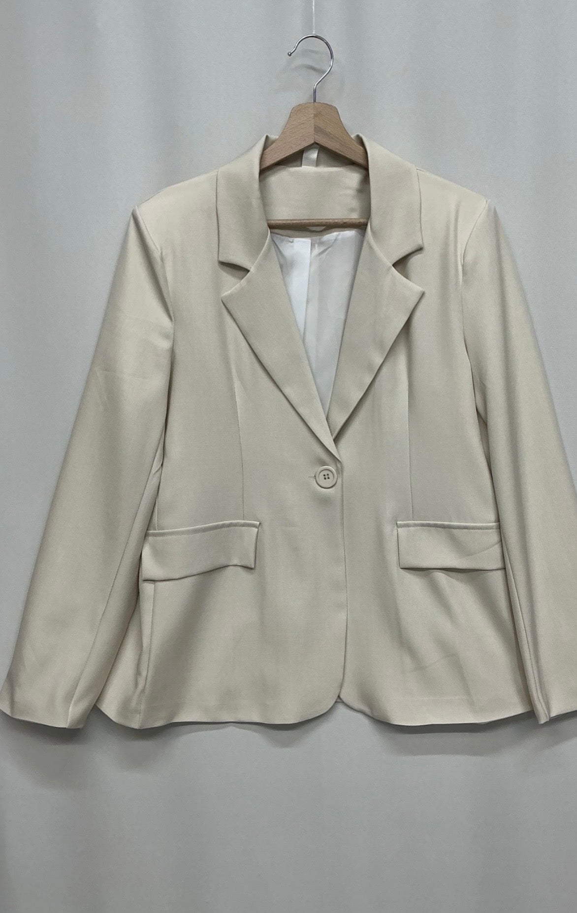 Elegantiškas švarkas