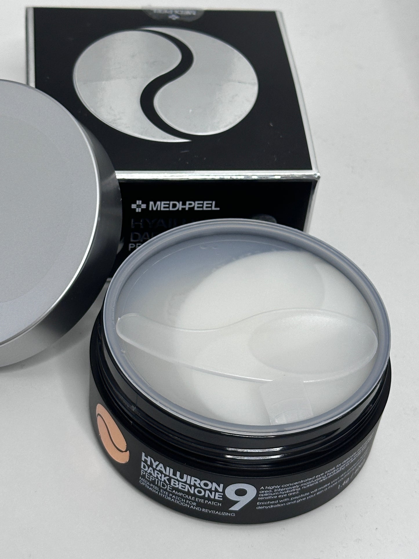 MEDI-PEEL Hyaluron Dark Benone Peptide 9 Ampoule Eye Patch paakių pagalvėlės
