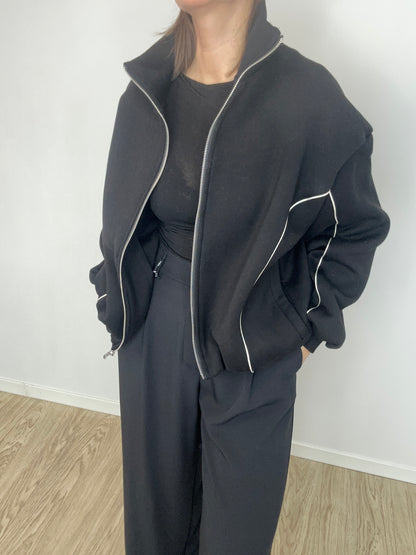 Bomber stiliaus džemperis