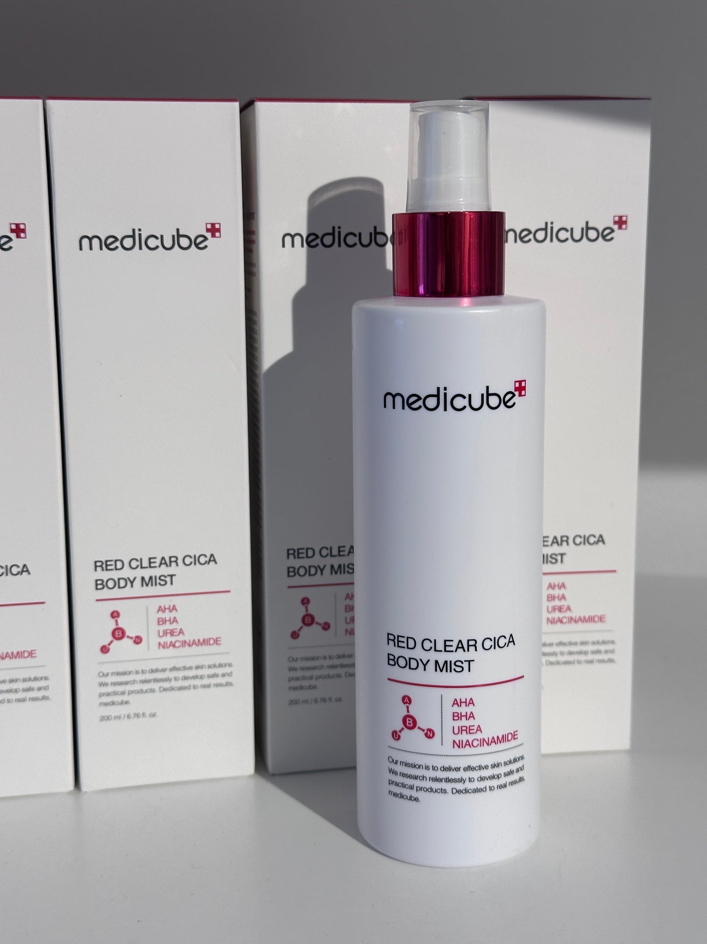 MEDICUBE RED CLEAR CICA BODY MIST